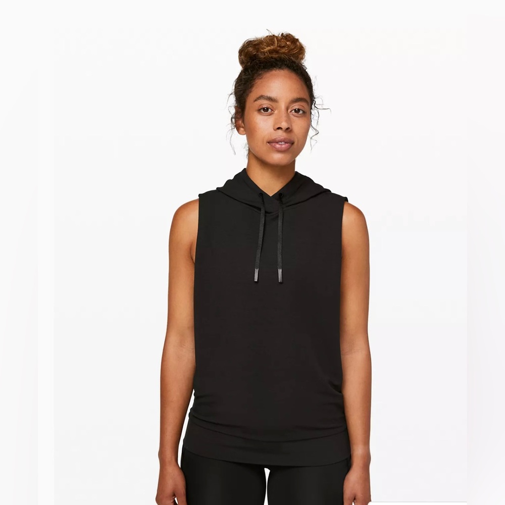 Lululemon x Barry’s Stronger as One Sleeveless Hoodie